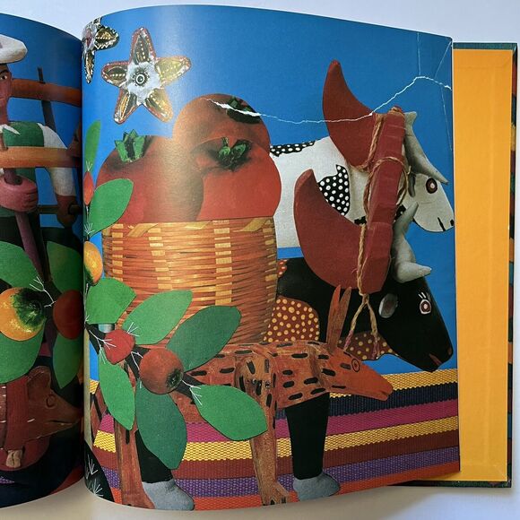 Set Of 2 Childrens Story Books Hardcover I Spy Treasure Hunt and Market Day - Picture 4 of 12